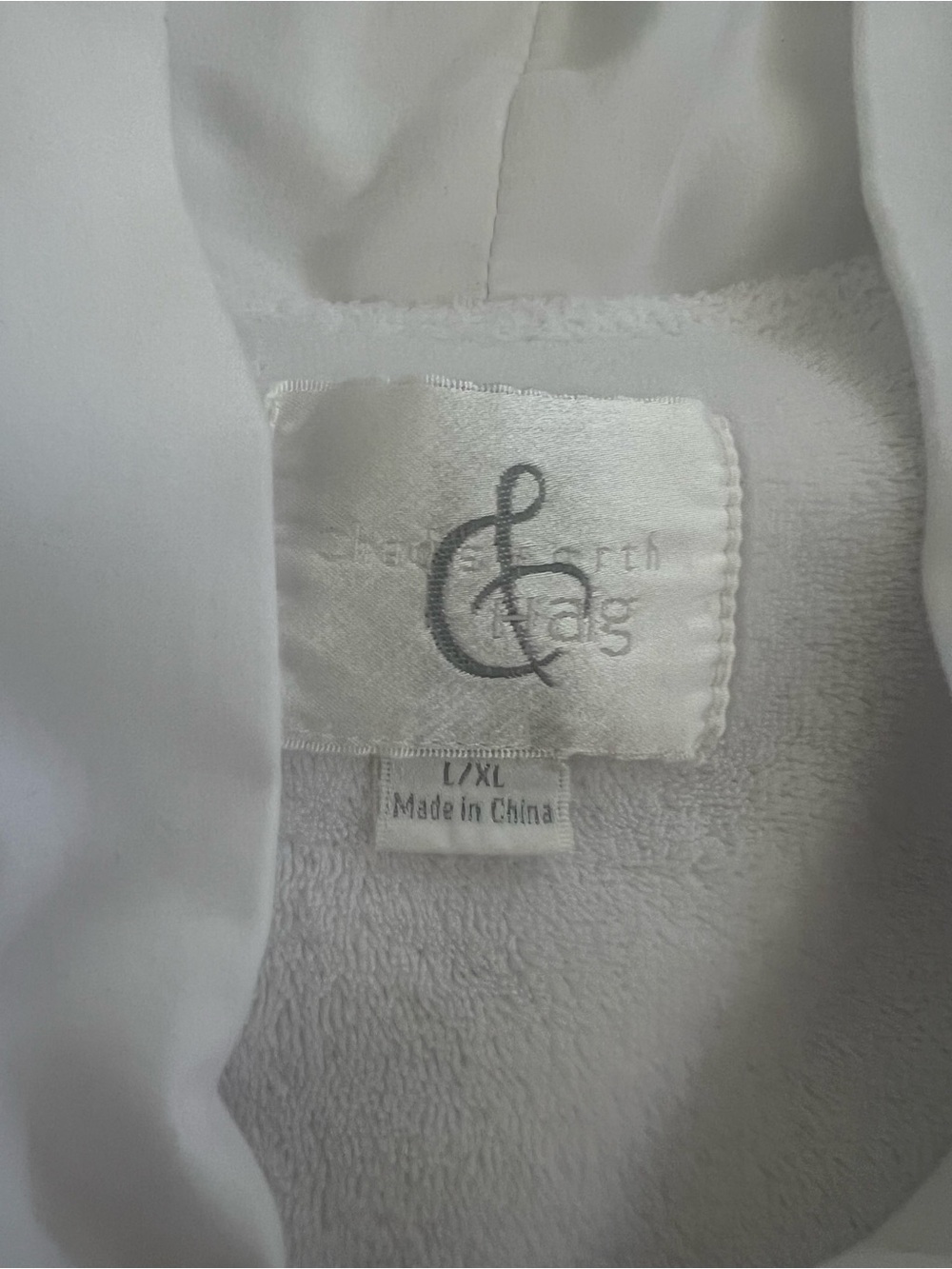 Disneyland Hotel Robe - Picture 2 of 2